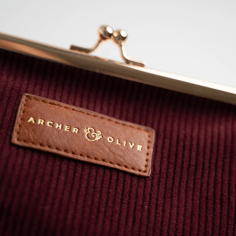 Archer & Olive - Quiet Corners Kiss-Lock Pouch | Maroon-Etui-DutchMills