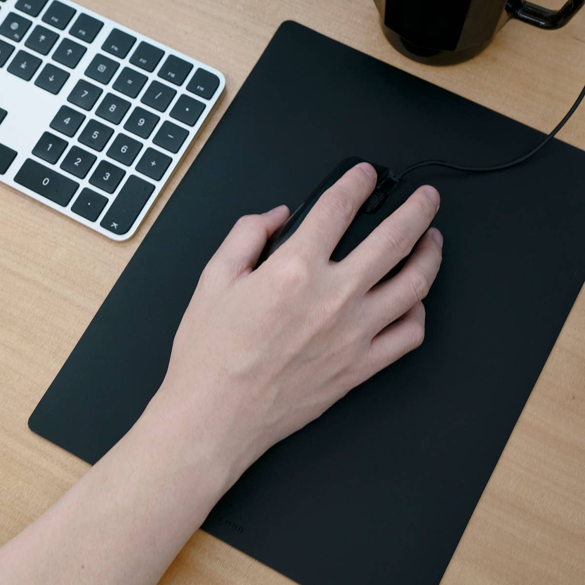 Black Vegan Leather Mouse Pad, Slip-Resistant & Waterproof-DutchMills