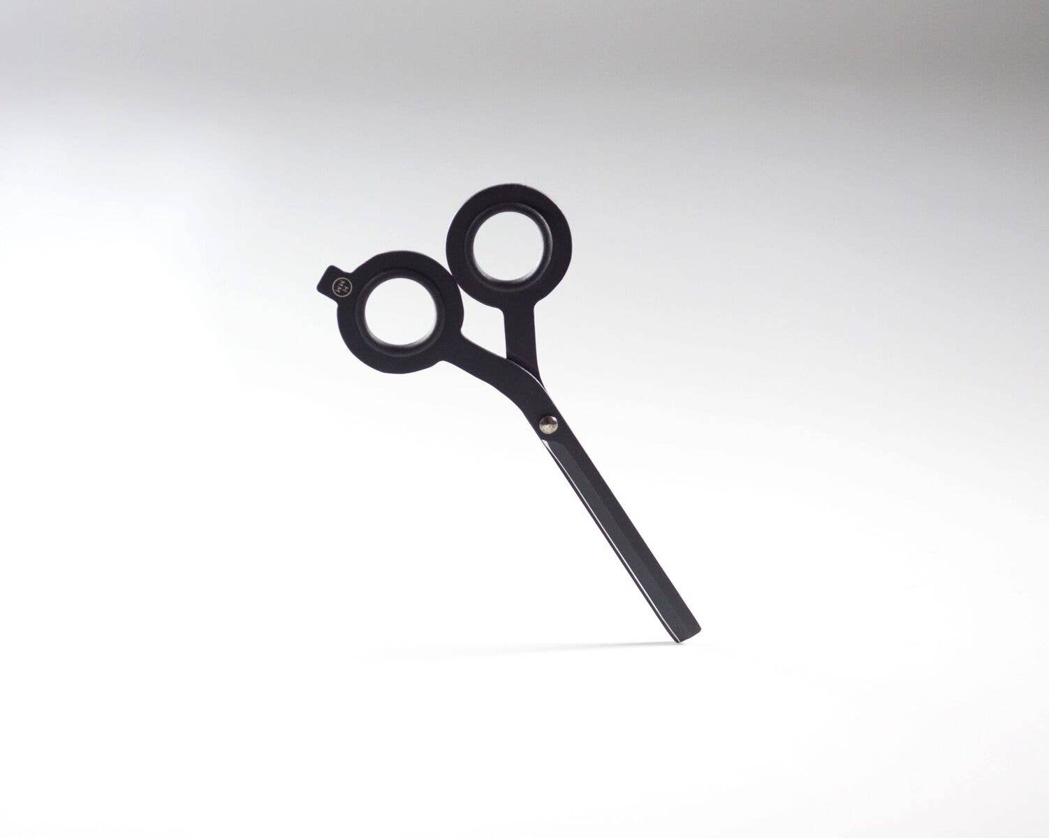 Black Scissors-DutchMills