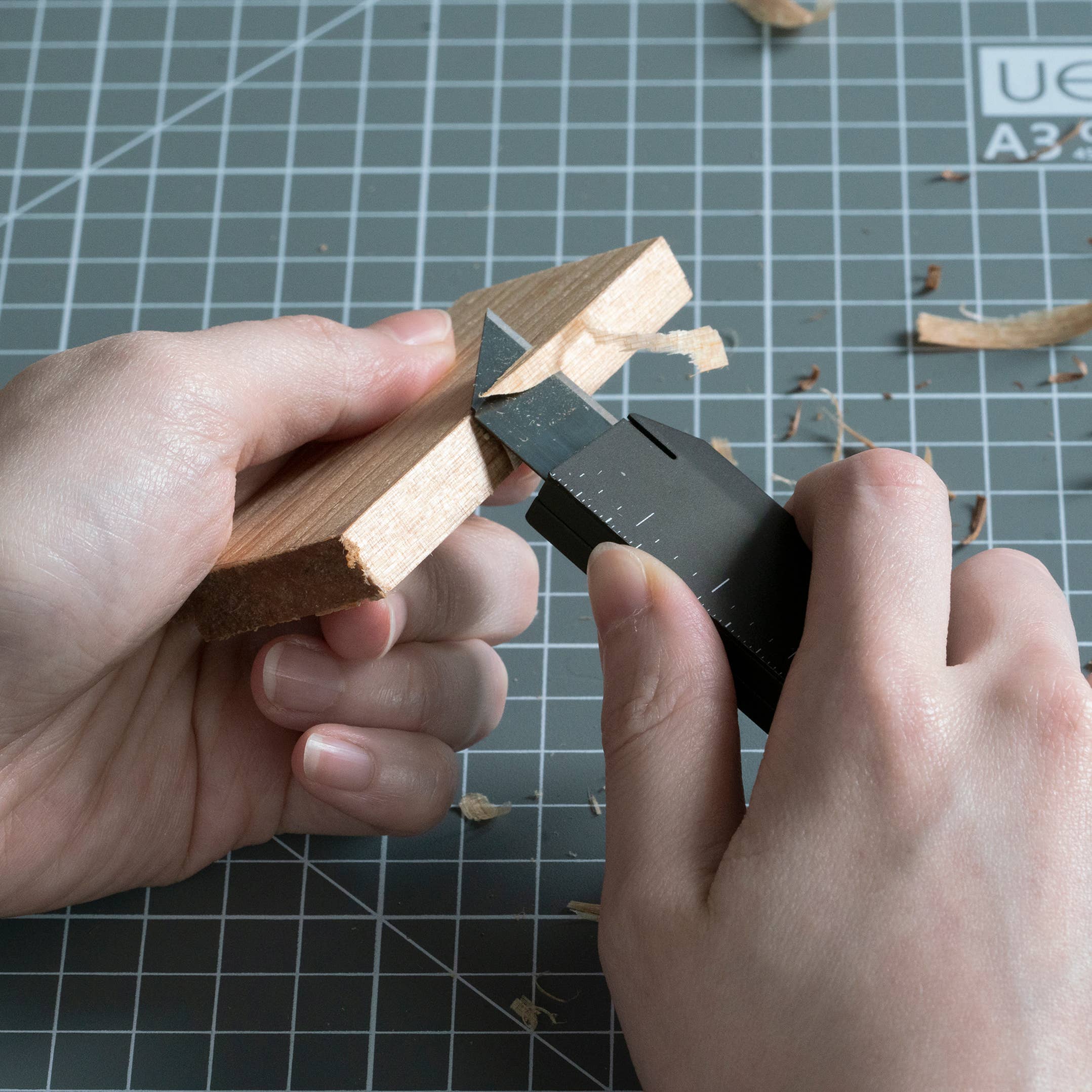 Utility Knife - Black-DutchMills