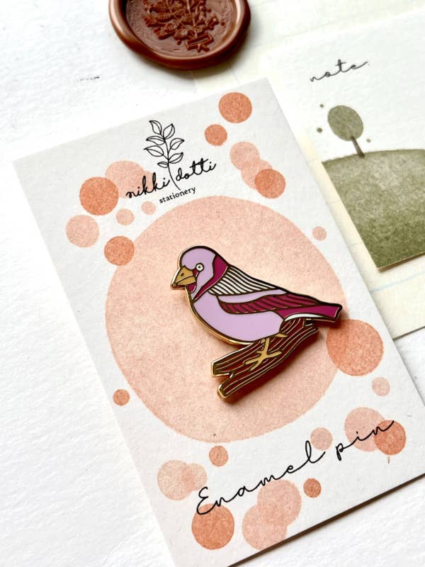 Enamel pin - Finch-DutchMills