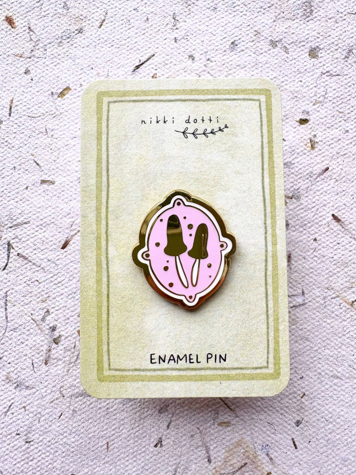 Enamel pin - Mushrooms-DutchMills