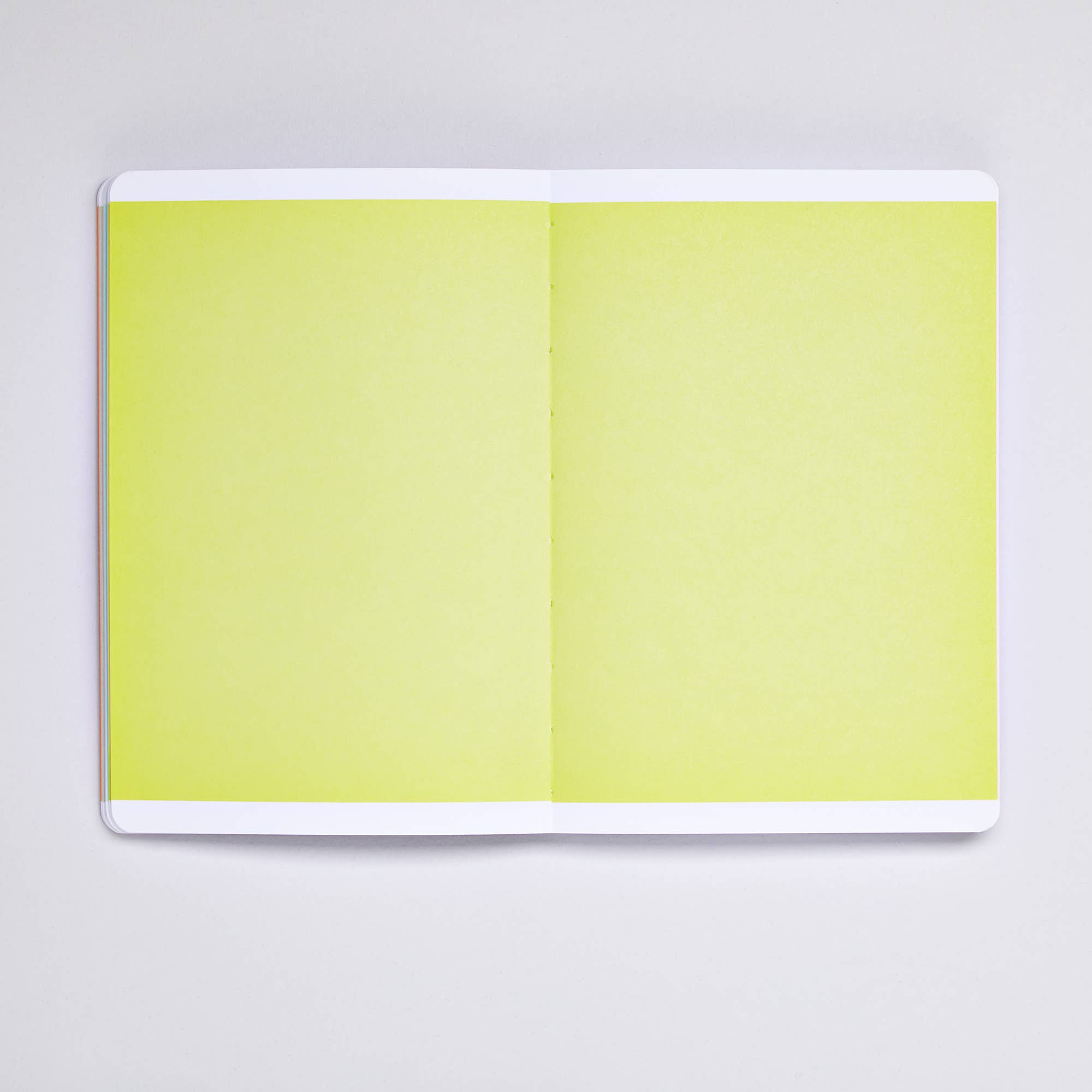 Bloom - Inspiration Book | M notebook | 176 coloured pages-DutchMills
