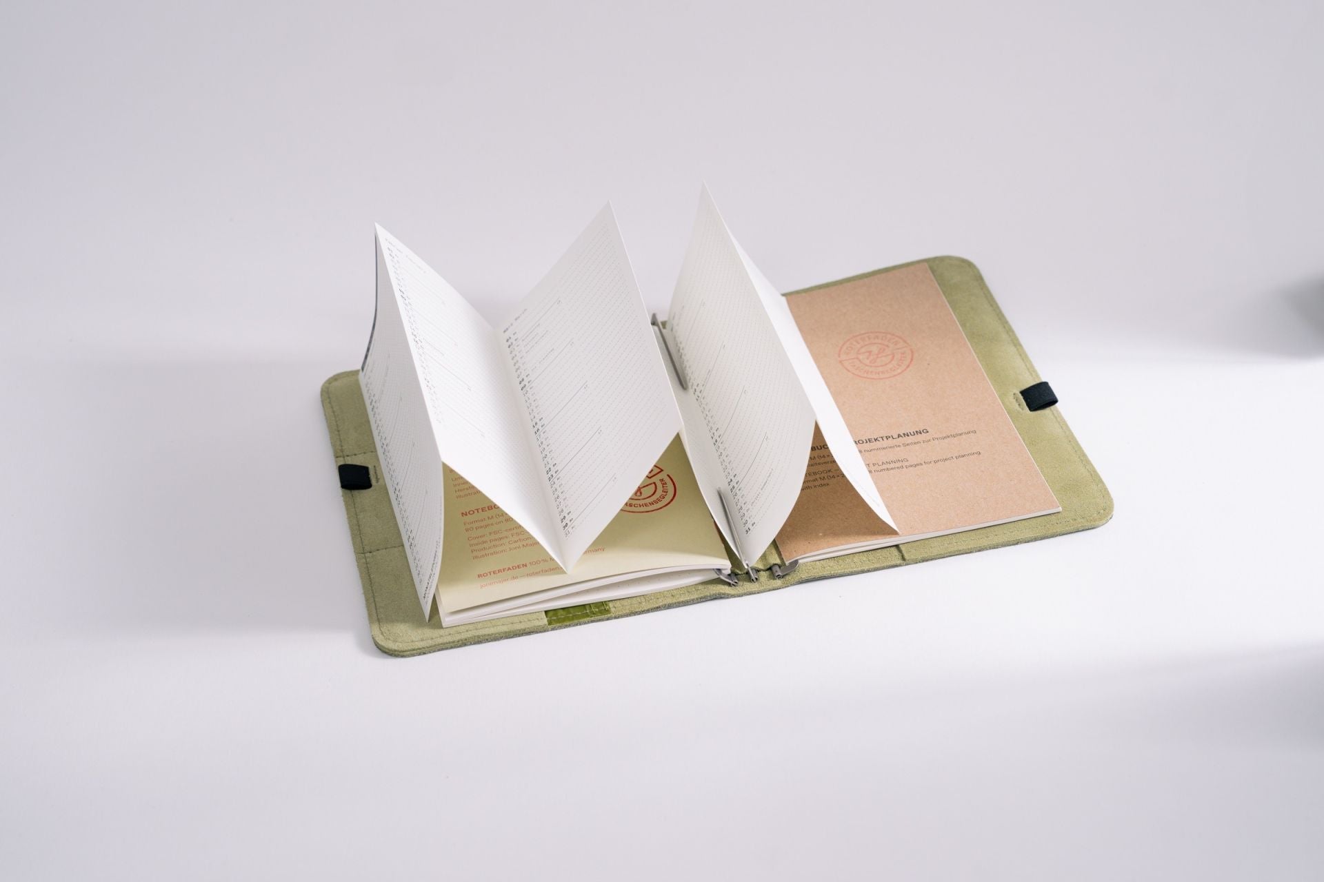 Roterfaden - Accordion Fold Year Planner 2025-Agenda-DutchMills