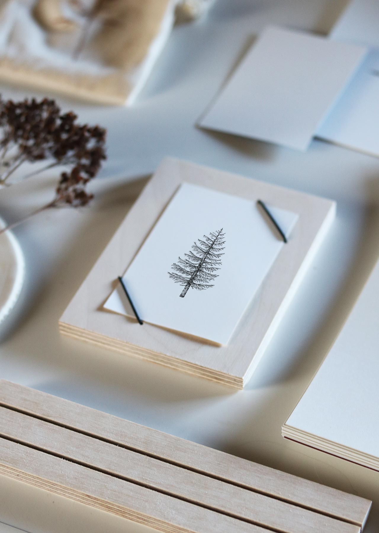 Inkylines - Gift Tag Denneboom-Kaart-DutchMills