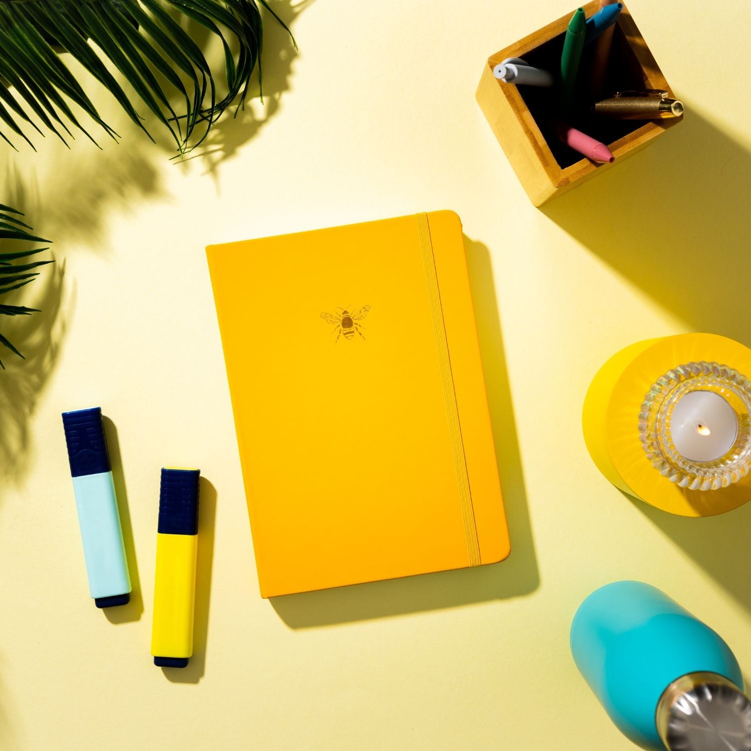Yop & Tom - A5 Lined Journal - Bee - Sunshine Yellow-Notitieboek-DutchMills