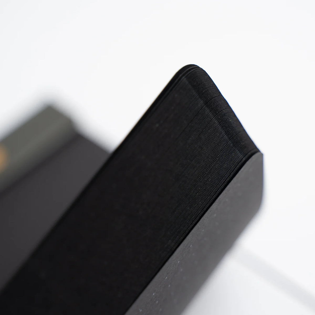 Archer & Olive - A5 Dot Grid Notepad Black-Notitieblok-DutchMills