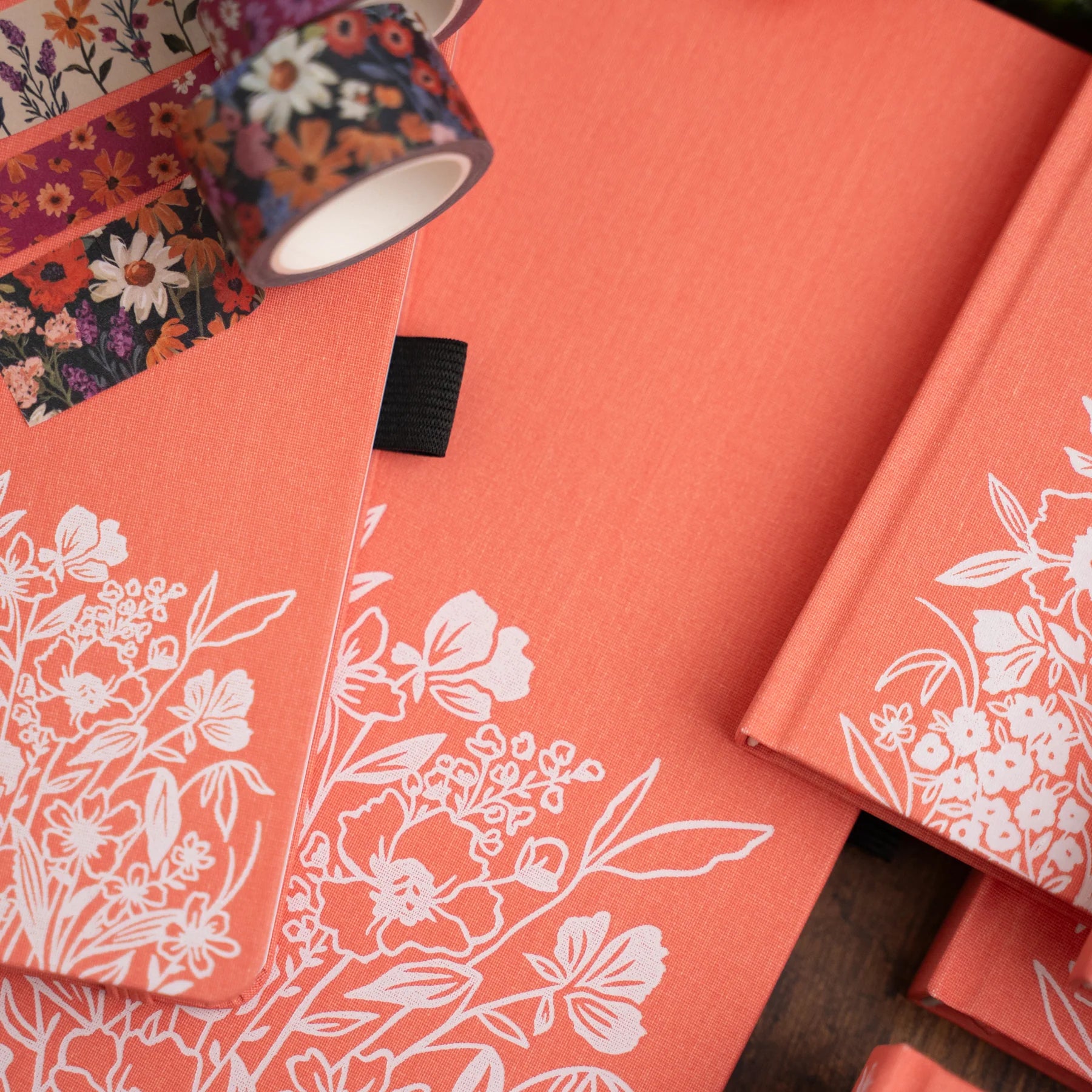 Archer & Olive - B5 Wildflowers Dot Grid Notebook-Notitieboek-DutchMills