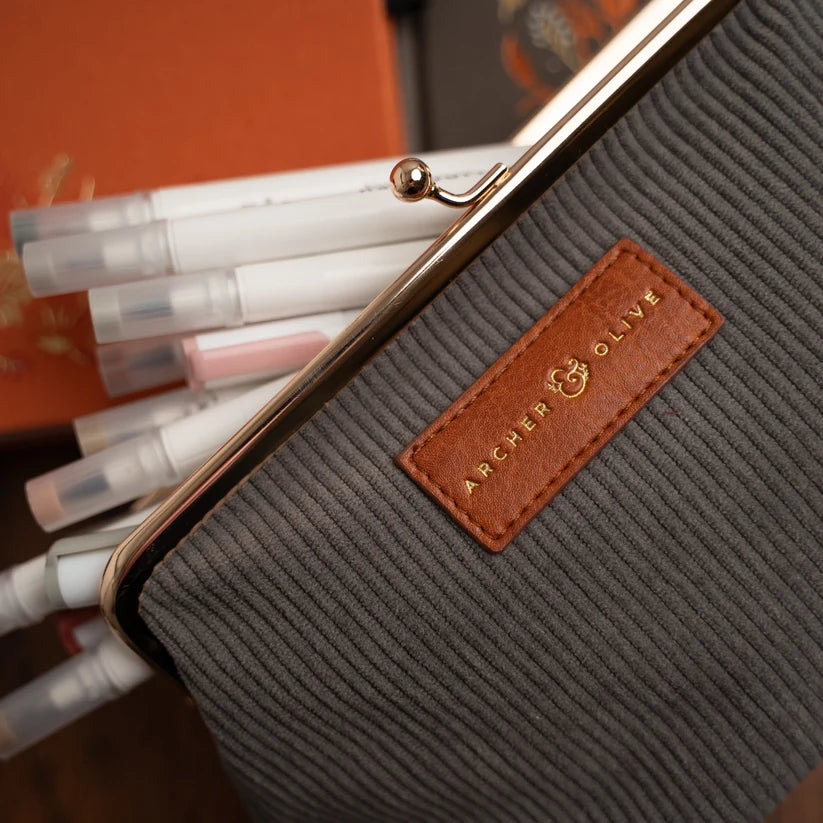 Archer & Olive - Quiet Corners Kiss-Lock Pouch | Gray-Etui-DutchMills