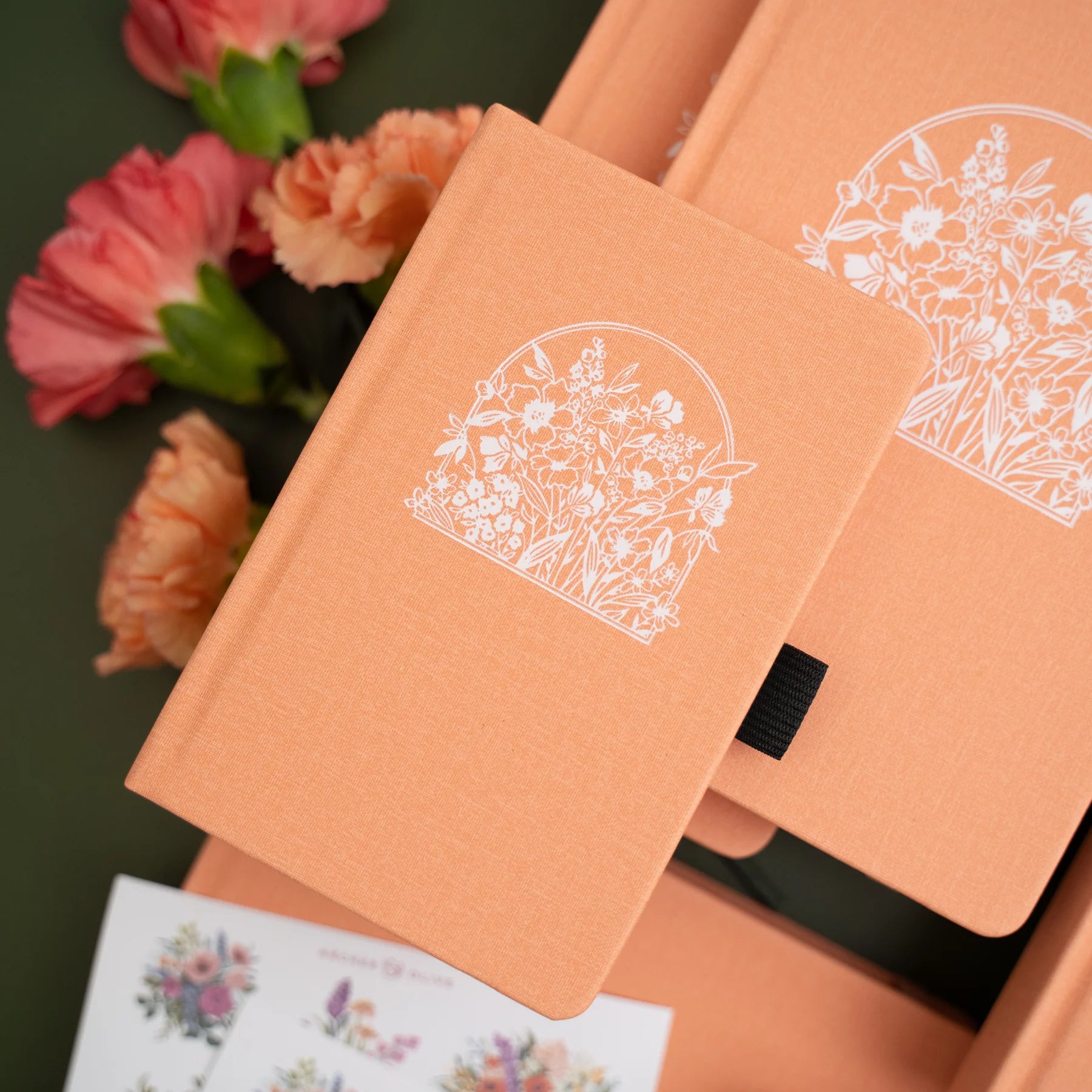 Archer & Olive - Square Wildflowers Framed Dot Grid Notebook-Notitieboek-DutchMills