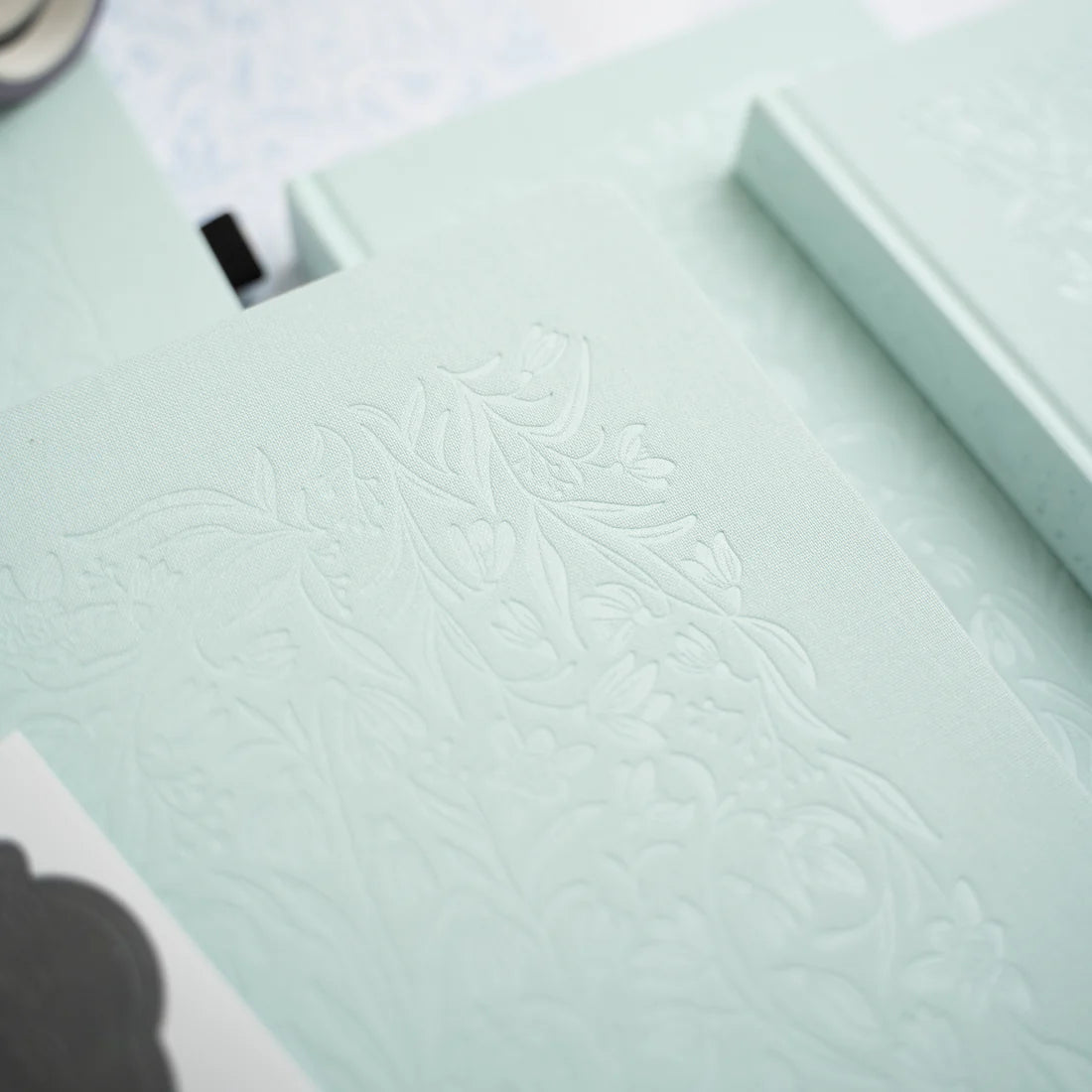 Archer & Olive - Traveler's Snowdrops Dot Grid Notebook-Notitieboek-DutchMills