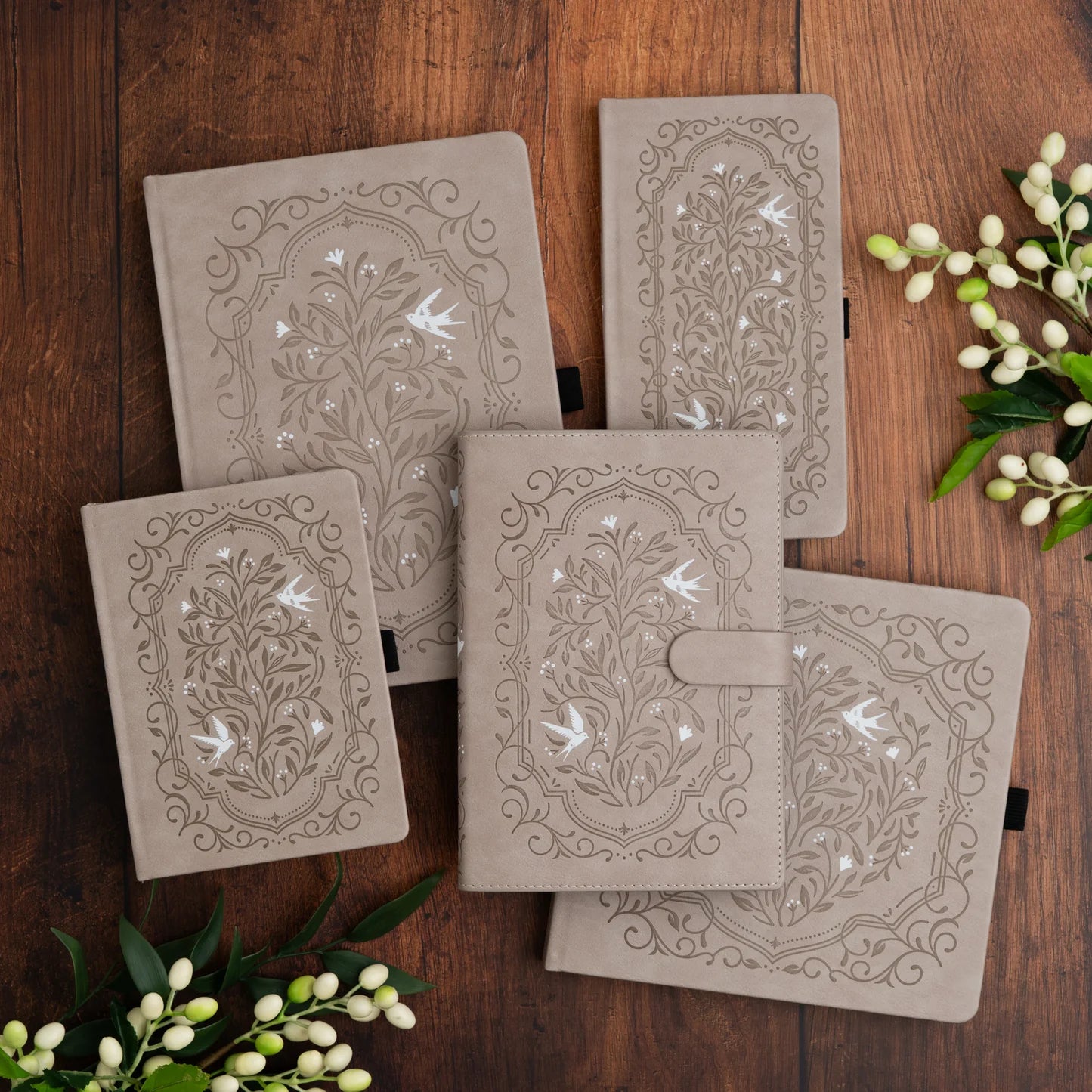 Archer & Olive - Traveler's Songbird in Beige Dot Grid Notebook-Notitieboek-DutchMills
