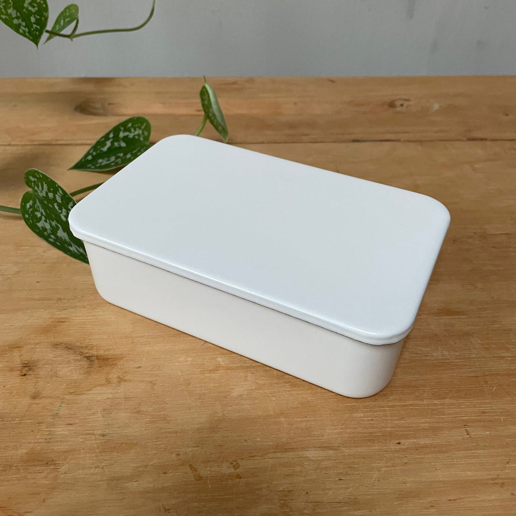 Classiky - Enameled lunch box (white)-Opbergen-DutchMills