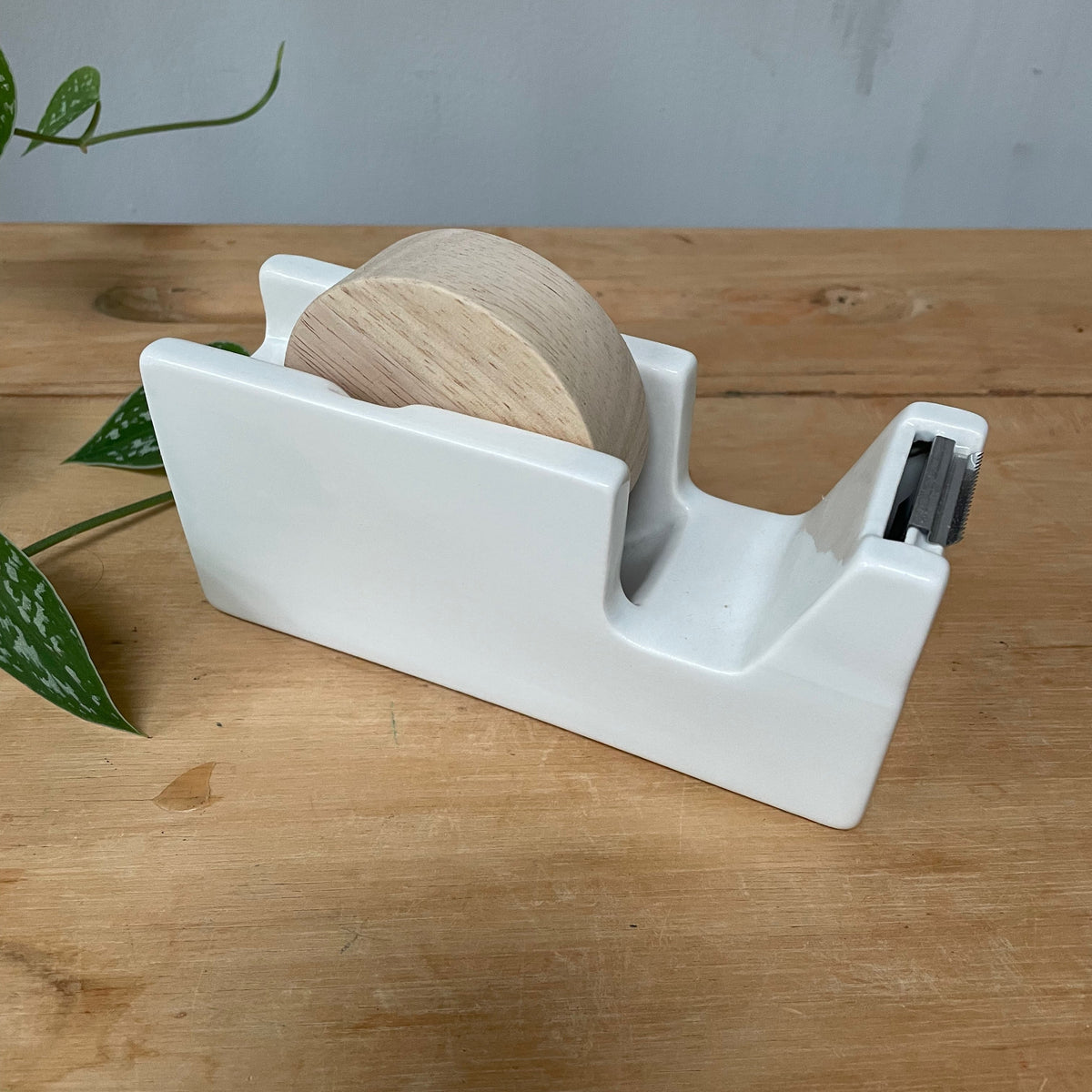 Classiky - Tape Dispenser (porcelain) - White - Medium-Tape cutter-DutchMills
