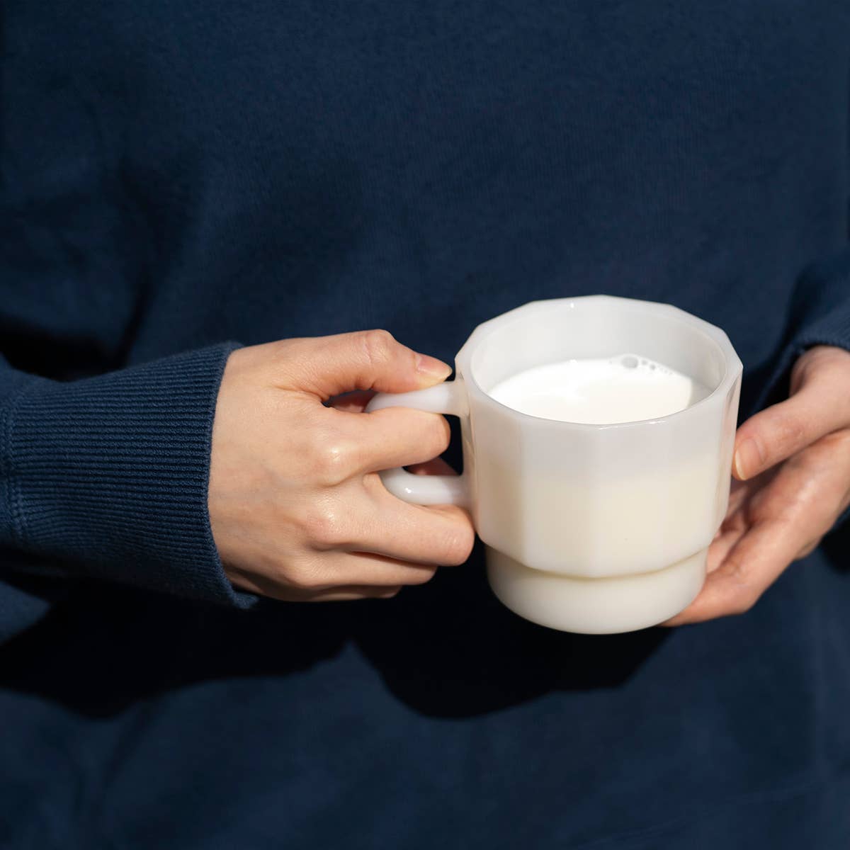W Glass Milk - 2026 Limited Edition-DutchMills