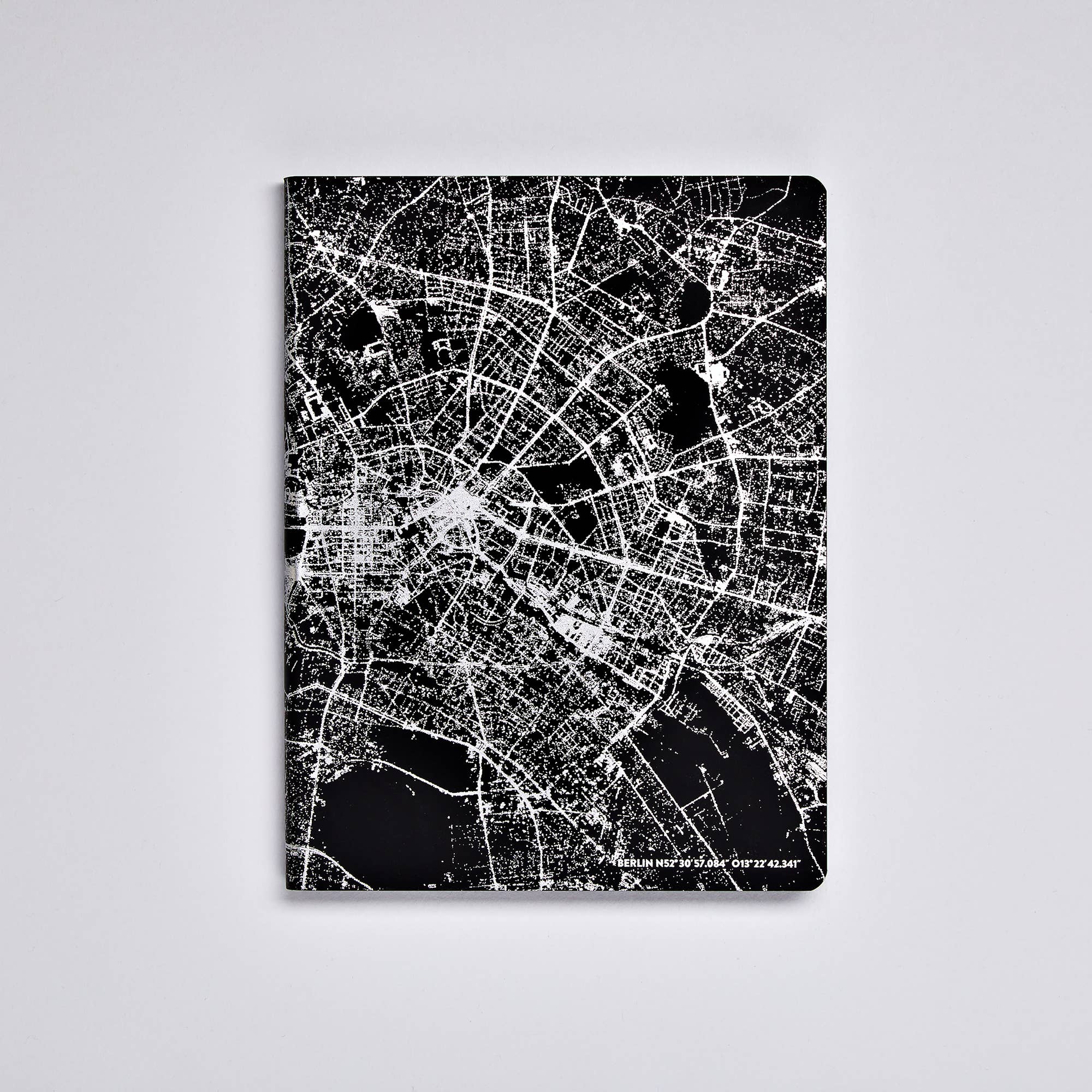 Nightflight over Berlin - Notebook L light| A5+-DutchMills