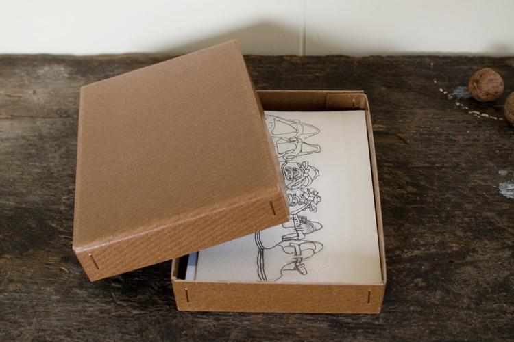 Classiky - Large Paper Lid Box-Opbergen-DutchMills