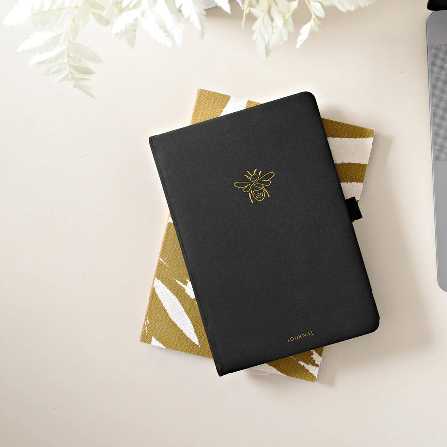 Scribble & Dot - Bullet Journal A5 - Gold Bee-Notitieboek-DutchMills