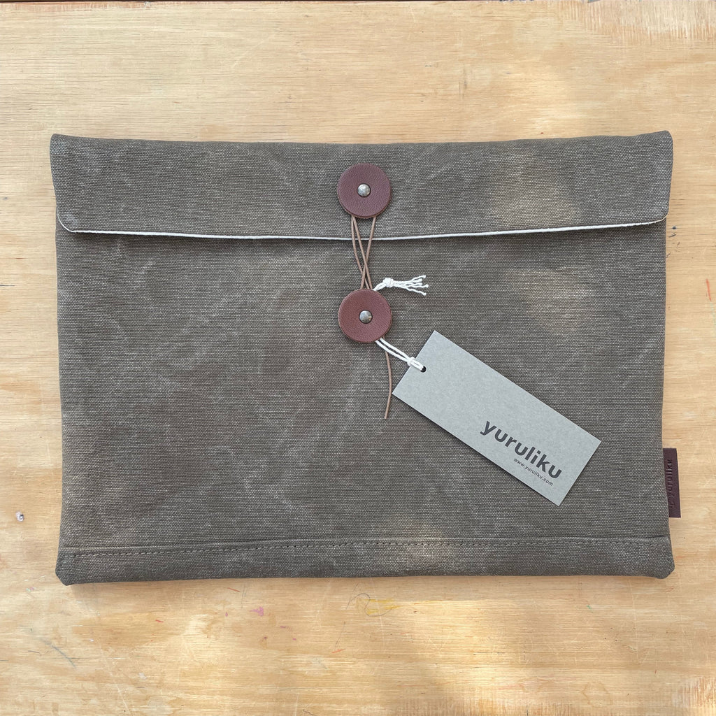 Yuruliku - FLAT toolcase A5 - Brown-DutchMills