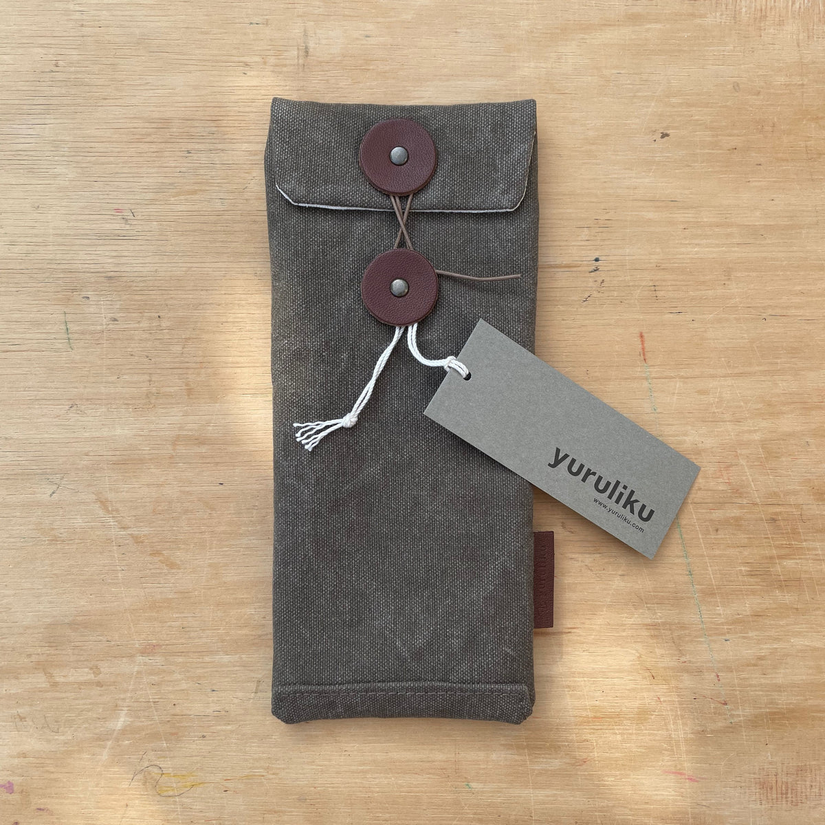 Yuruliku - FU-TO case Pen - Brown-DutchMills